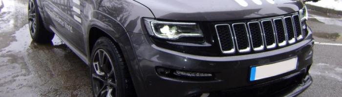Jeep Cherokee 6.4 SRT na avtoplin