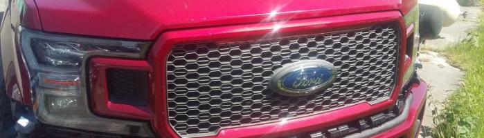 Ford F150 Raptor na avtoplin