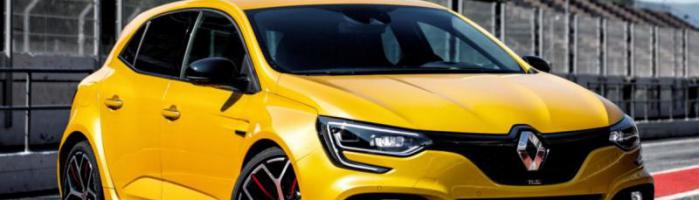 Renault Megane RS Trophy na avtoplin