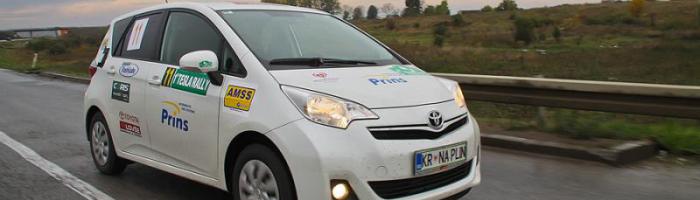 Prins avtoplin na rally TESLA
