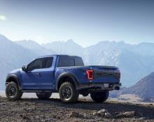 Ford F150 Raptor 3.5 ecoboost na avtoplin