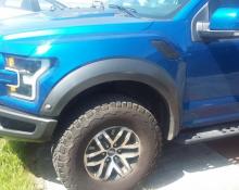 Ford F150 Raptor na avtoplin