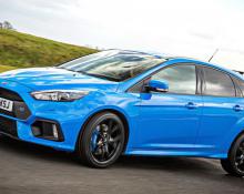 Ford Focus RS 2.5T na avtoplin